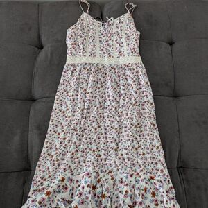 Floral Maxi Dress with Lace Trim